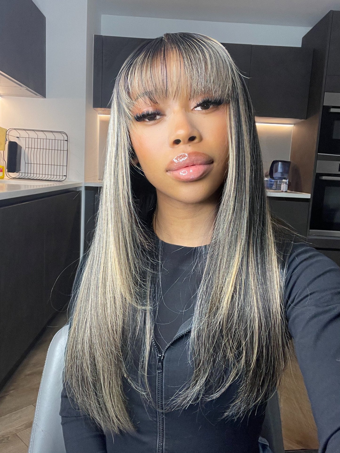 20" HIGHLIGHT LACE FRONTAL WIG BANGS STYLE 5x5