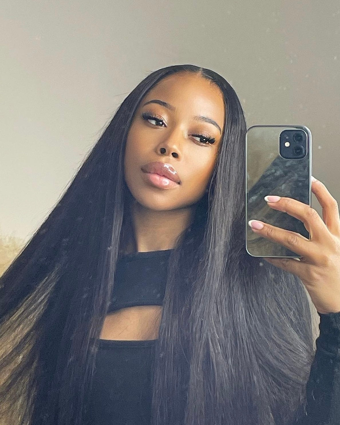 GLUELESS 24” LACE FRONTAL WIG 9x6