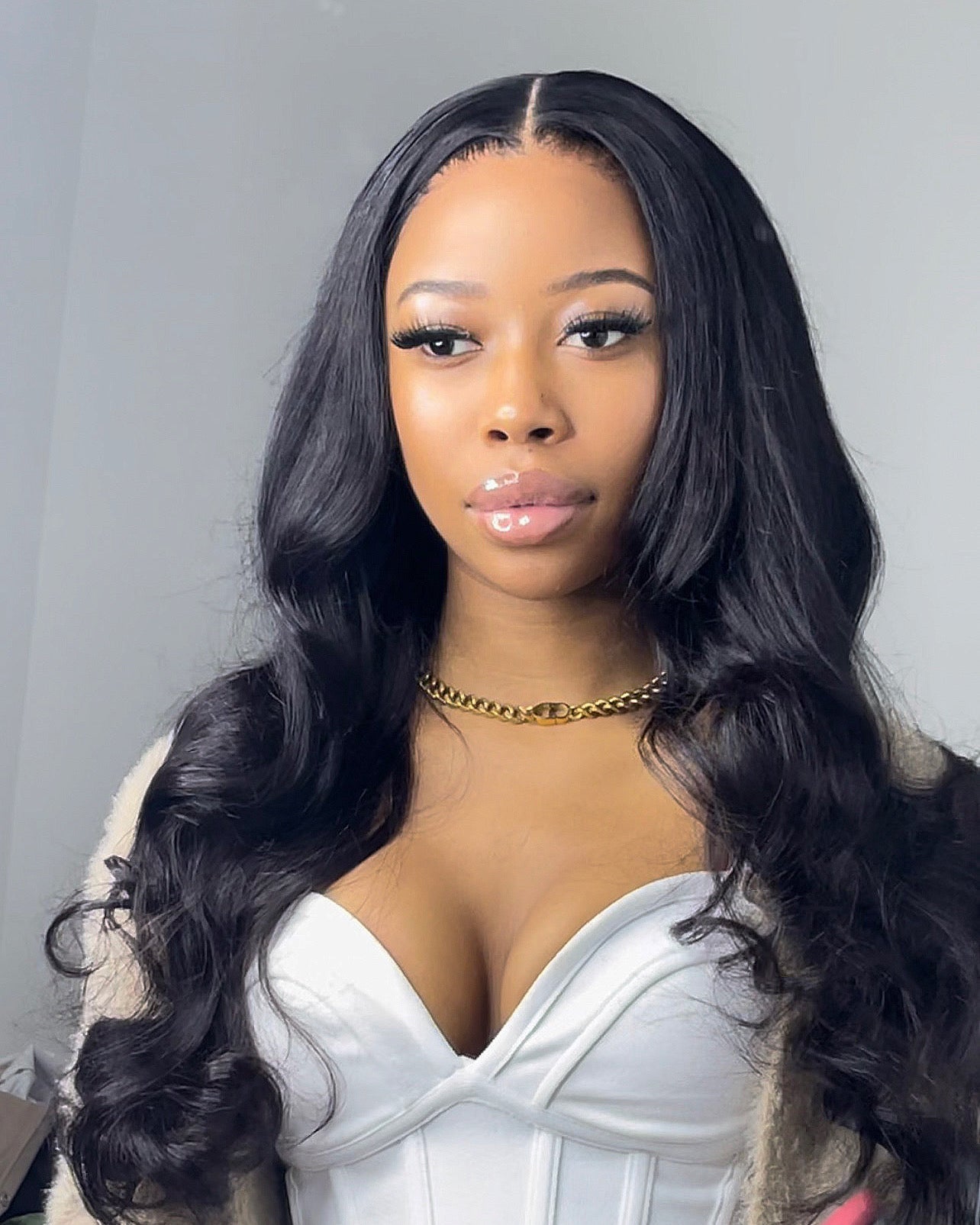 GLUELESS 24” LACE FRONTAL WIG 7x5