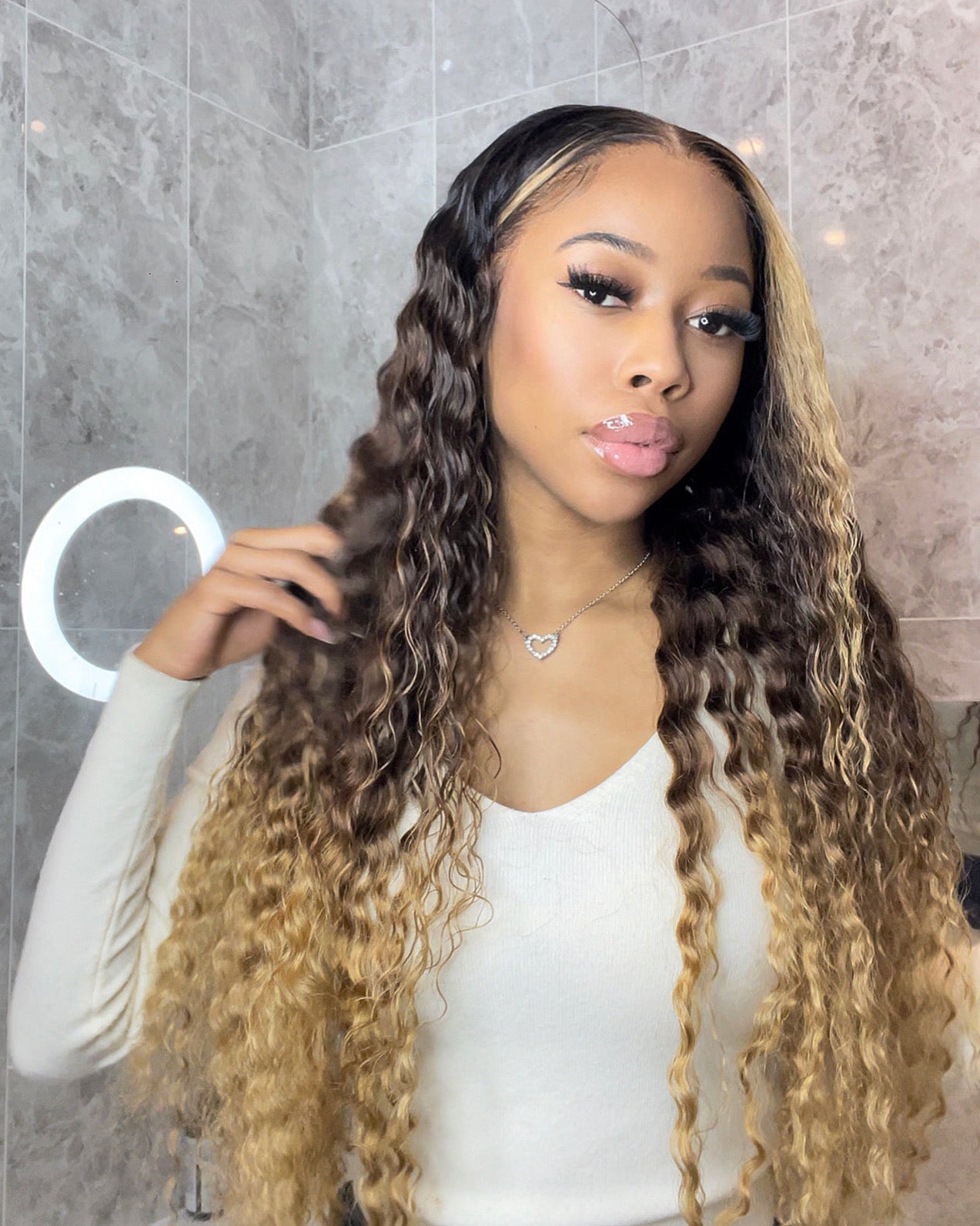 32” HIGHLIGHT CURLY LACE FRONTAL WIG 13x4