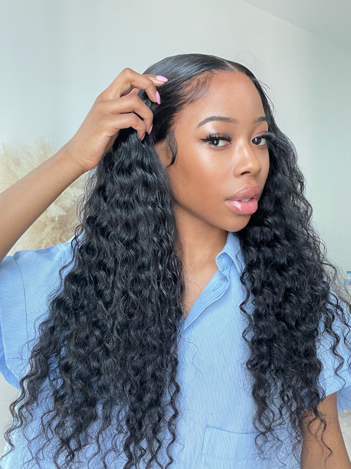 26" CURLY LACE FRONTAL WIG 13x4