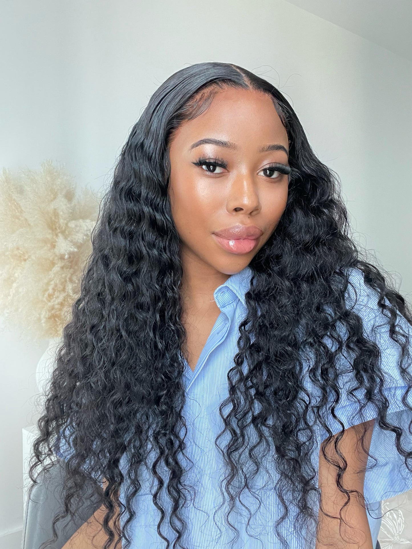 26" CURLY LACE FRONTAL WIG 13x4