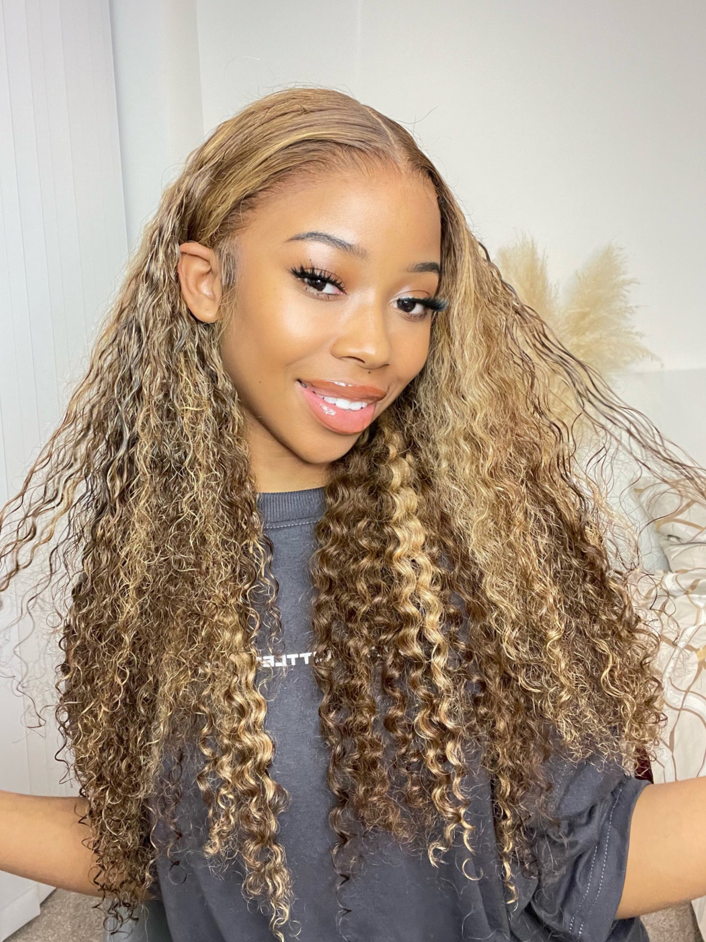 24" CURLY HIGHLIGHTED LACE FRONTAL WIG 13x4